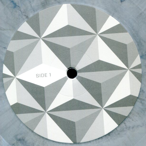 Yvat: Feldspar